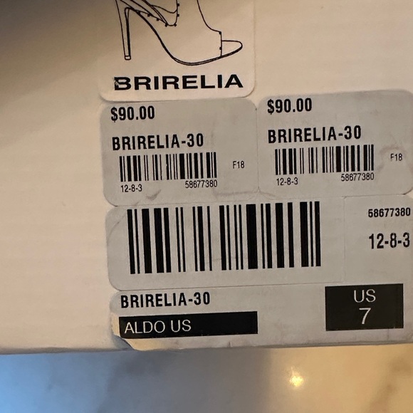 Women’s Aldo Beige Snakeskin Open-Toe Heels in Tan and Black Size 7 - Picture 6 of 6